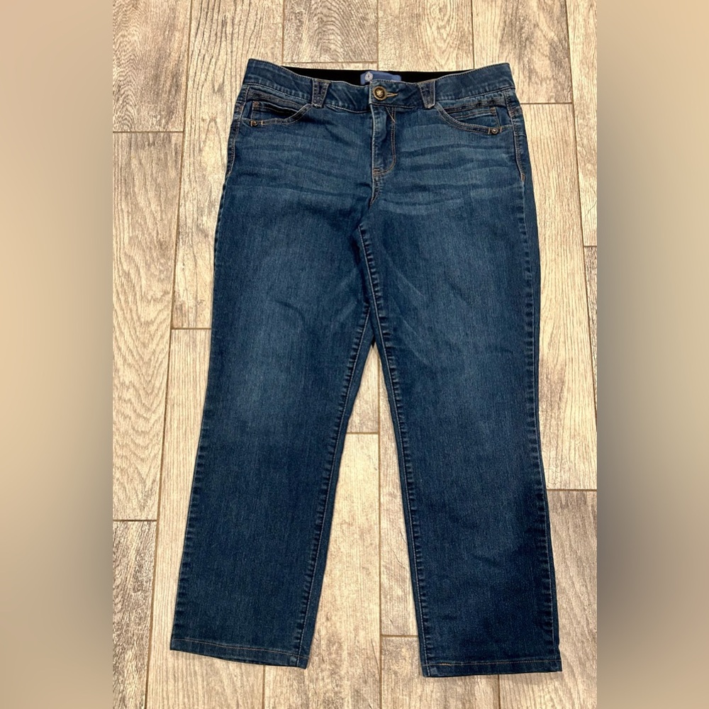 Democracy Ab solution Straight Leg jeans Size 12 Petite